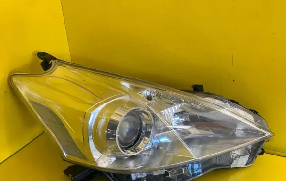 Toyota Prius (XW30) Headlight/headlamp MD60GF20