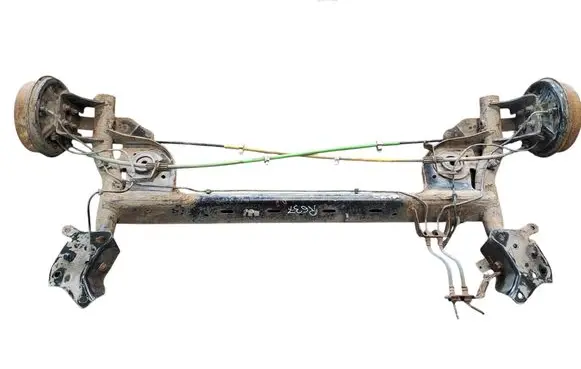 Renault Clio IV Rear beam 