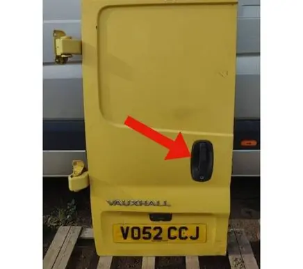Opel Vivaro Loading door exterior handle 