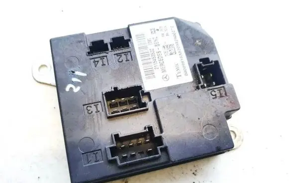Mercedes-Benz E W211 Comfort/convenience module 2115452132