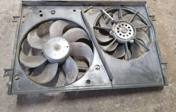 Skoda Fabia Mk1 (6Y) Fan set 6Q0121207F