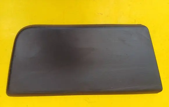 Peugeot Boxer Front door trim (molding) 1305776070