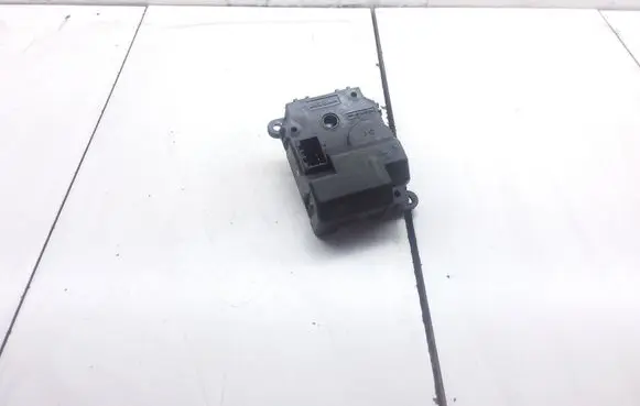 KIA Carens II Air flap motor/actuator H400730750C