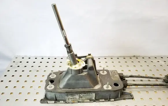 Seat Altea XL Gear shifter/selector 1K0711091A