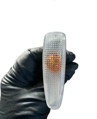 Mitsubishi L200 Front indicator light