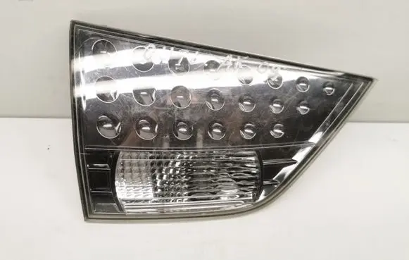Mitsubishi Outlander Tailgate rear/tail lights 1146356L