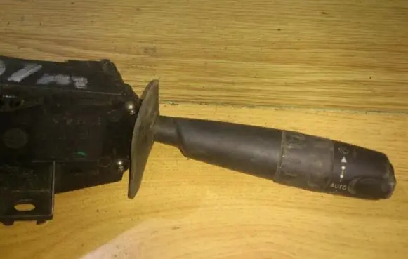 Peugeot 406 Wiper control stalk 96185610zl