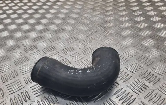 Volkswagen PASSAT B5.5 Intercooler hose/pipe 