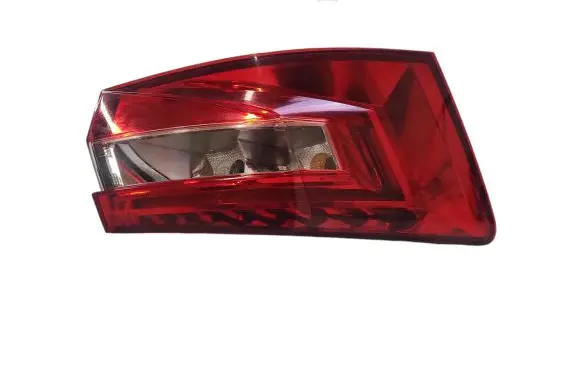 Skoda Superb B8 (3V) Rear/tail lights 3V9945207 3V945207A 3V9945711