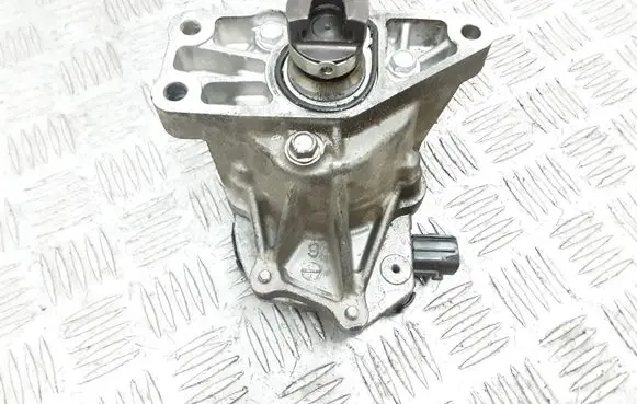 Toyota RAV 4 (XA30) Camshaft vanos timing valve 222AO37014