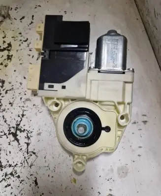Citroen C4 I Front door window regulator motor 9647442580