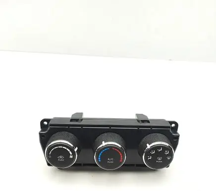 Jeep Wrangler Interior fan control switch P68197433AB 68197433AB