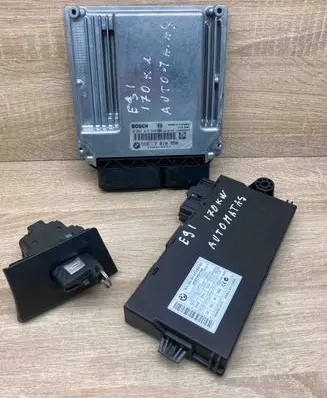 BMW 3 E90 E91 Engine ECU kit and lock set 7810950 9147220