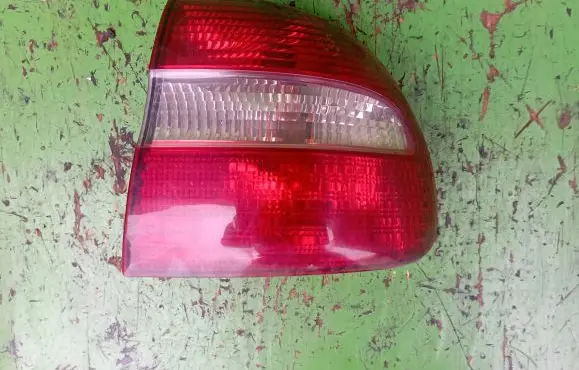 Volvo S40, V40 Rear/tail lights