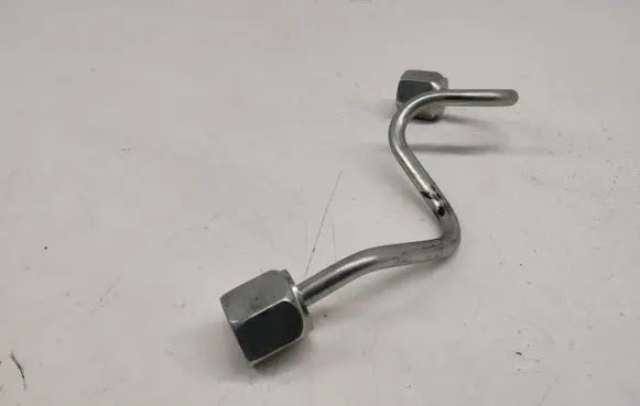 Mercedes-Benz Vito Viano W447 Fuel injector supply line/pipe