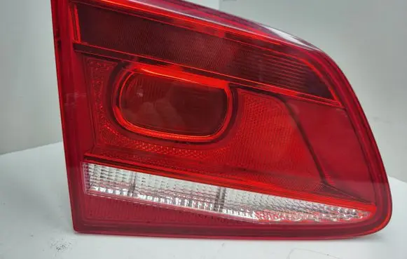 Volkswagen PASSAT B7 Tailgate rear/tail lights 3AE945093K 90004890