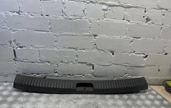KIA Ceed Trunk/boot sill cover protection 857711H600