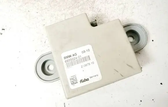BMW 5 E60 E61 Antenna control unit 693502401