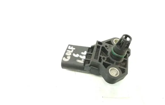 Volkswagen Golf I Intake air temperature sensor 03G906051E 0281002977