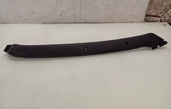 Porsche Cayenne (9PA) Tailgate trim 7L5867712