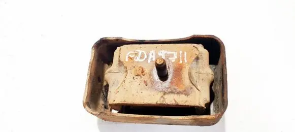 Ford Ranger Engine mount bracket
