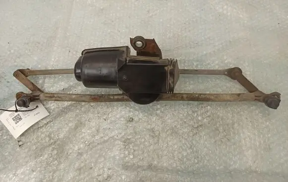 Fiat Doblo Front wiper linkage and motor 64343499