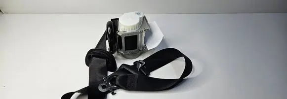 BMW 5 G30 G31 Front seatbelt S2743006804
