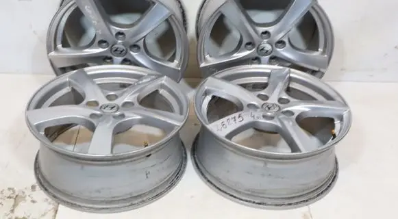Hyundai i30 R17 alloy rim 