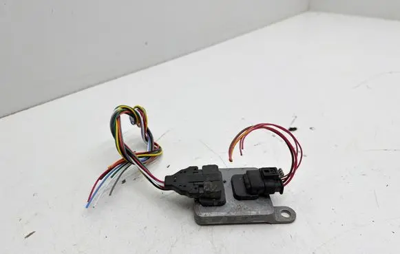 Mercedes-Benz C W205 Lambda probe sensor A0009059703 5WK96682E 130504012010
