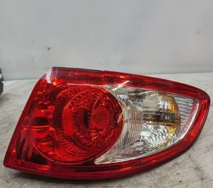 Hyundai Santa Fe Rear/tail lights 924022B000