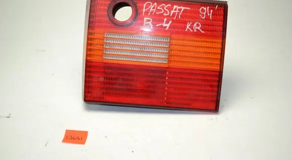 Volkswagen PASSAT B4 Tailgate rear/tail lights 3A9945108