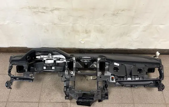 Subaru Outback (BT) Dashboard 