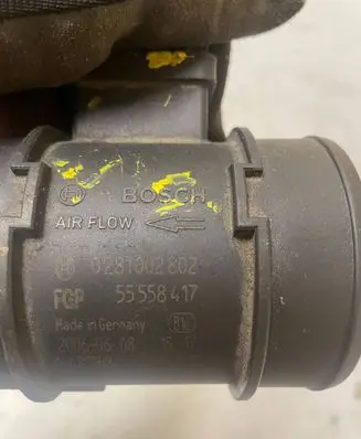 Opel Zafira B Mass air flow meter 55558417 0281002802 4481208