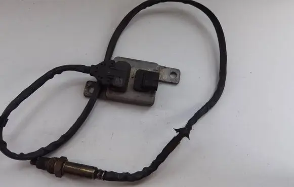 Audi A5 8T 8F Lambda probe sensor 8K0907807J 5WK97205 15061001524