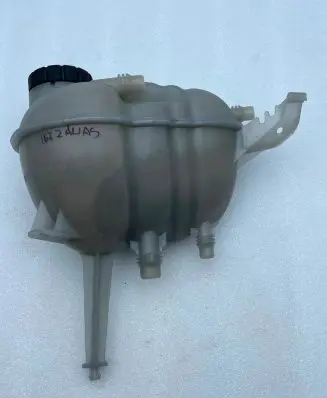 Mercedes-Benz GLE W167 Coolant expansion tank/reservoir A1675009900
