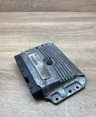 Renault Megane II Engine control unit/module ECU 8200321263 8200298457