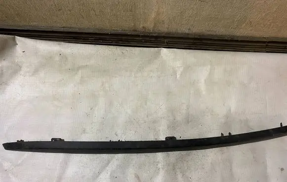 Mercedes-Benz ML W163 Front bumper splitter molding a1638851325 1638851325