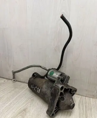 Peugeot 405 Starter motor M001T90281