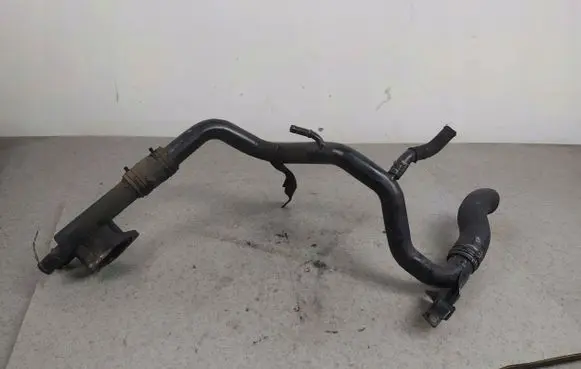 Audi A6 S6 C6 4F Engine coolant pipe/hose