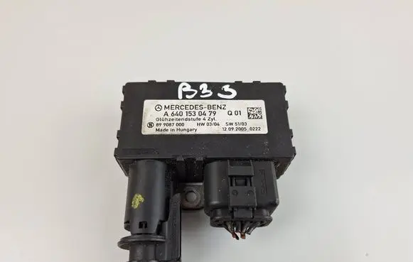 Mercedes-Benz B W245 Glow plug pre-heat relay A6401530479 899087000