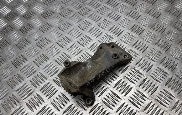 Audi A4 S4 B7 8E 8H Gearbox mounting bracket 8E0399114H
