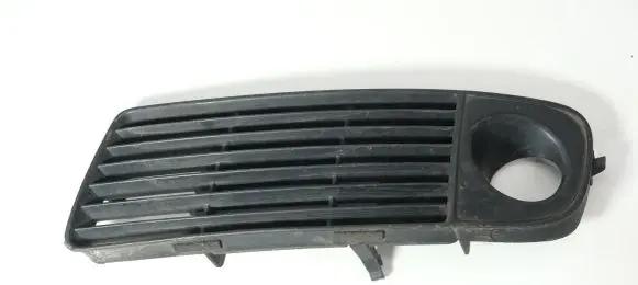 Audi A6 S6 C5 4B Front bumper lower grill 4B0807681D