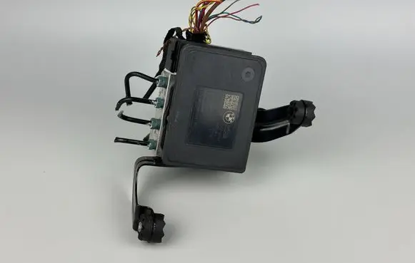 BMW 3 F30 F35 F31 ABS Pump 6871110 28515741063 10091708553