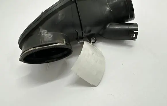 BMW 5 F10 F11 Intercooler hose/pipe 7807493