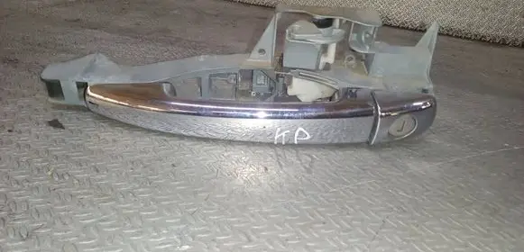 Peugeot 208 I Front door exterior handle 9684560080
