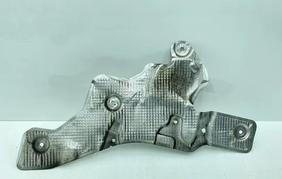 Audi A4 Allroad B9 Heat shield in engine bay 8w0804161