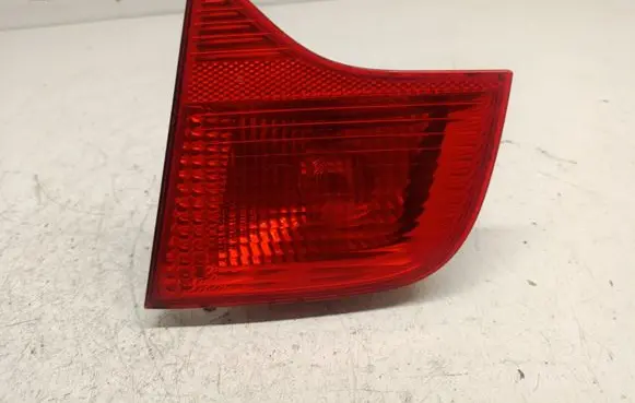 Audi A4 S4 B7 8E 8H Tailgate rear/tail lights 8E5945094A