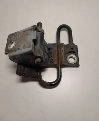 Audi A4 S4 B6 8E 8H Front door lower hinge 8E0831412