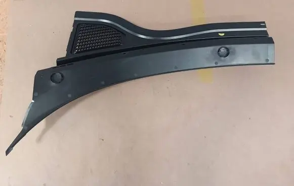 Volkswagen Tayron I Wiper trim 57L819402A