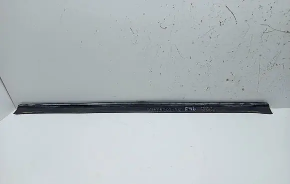 BMW 2 F46 Engine compartment rubber 7300515